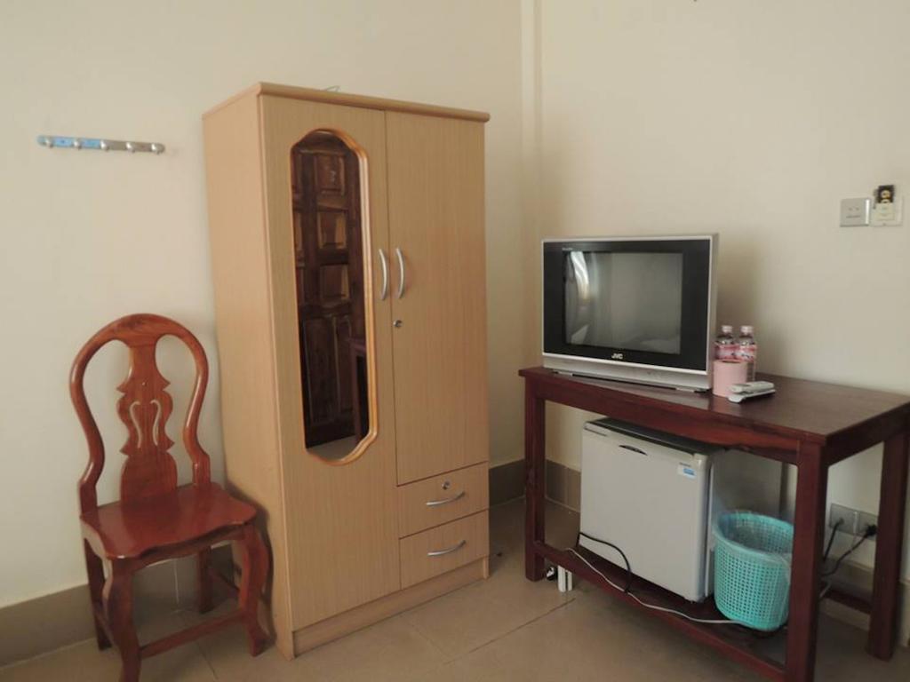 Shang Hai Guesthouse Battambang Rum bild