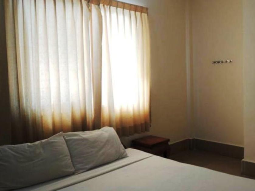 Shang Hai Guesthouse Battambang Exteriör bild