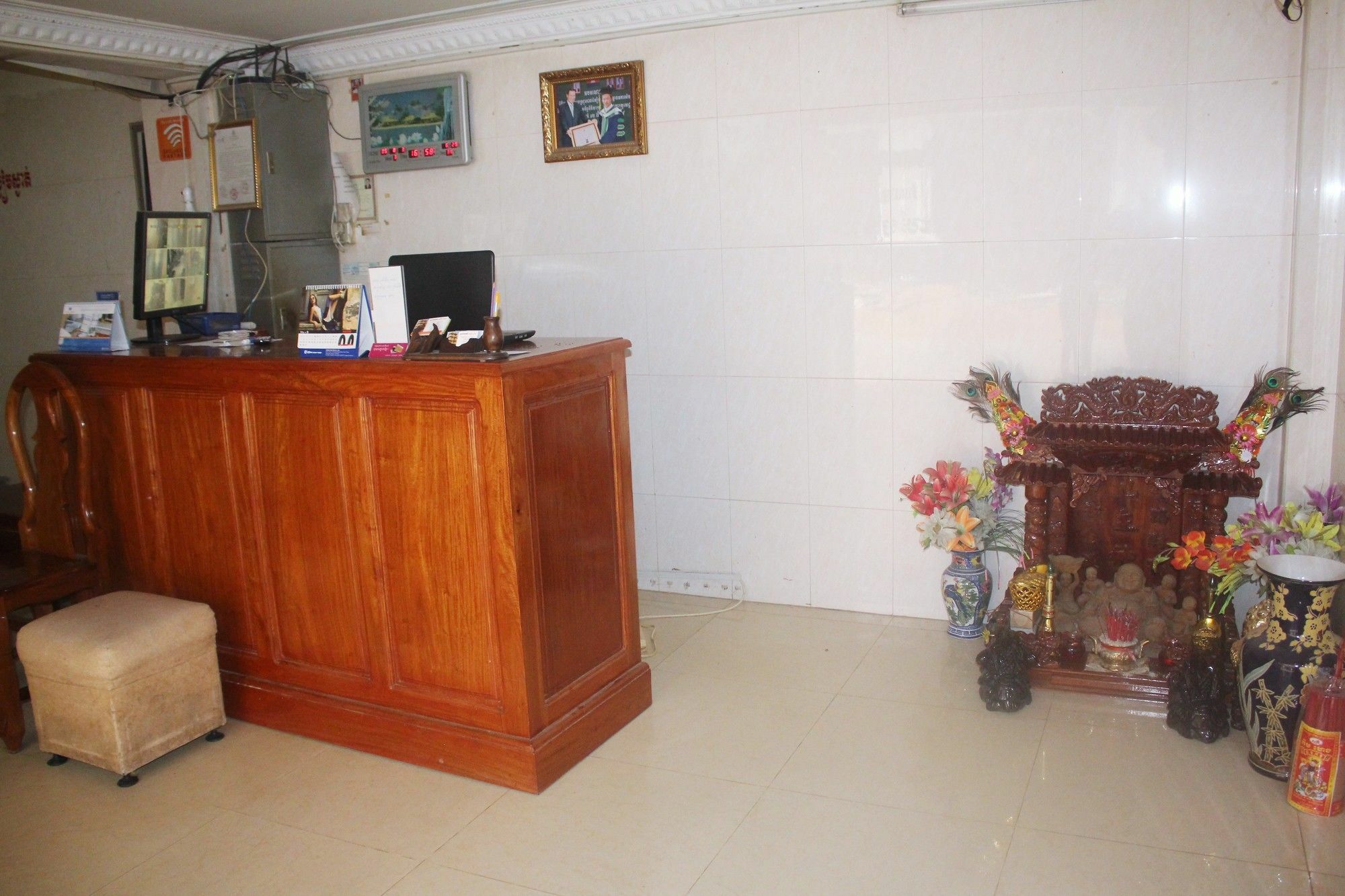Shang Hai Guesthouse Battambang Exteriör bild